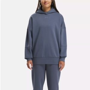 Reebok Lux Oversized Hoodie
